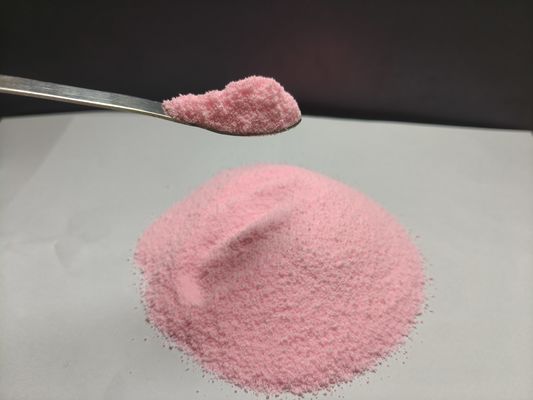 Kleurstof roze poeder Een nieuwe wasmachine magie Voor het maken van gekleurde wasmiddel